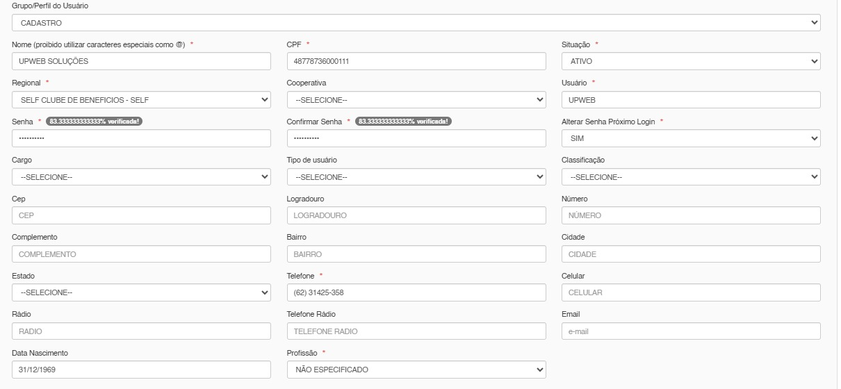 Formulário de dados pessoais preenchido com os dados da UpWeb